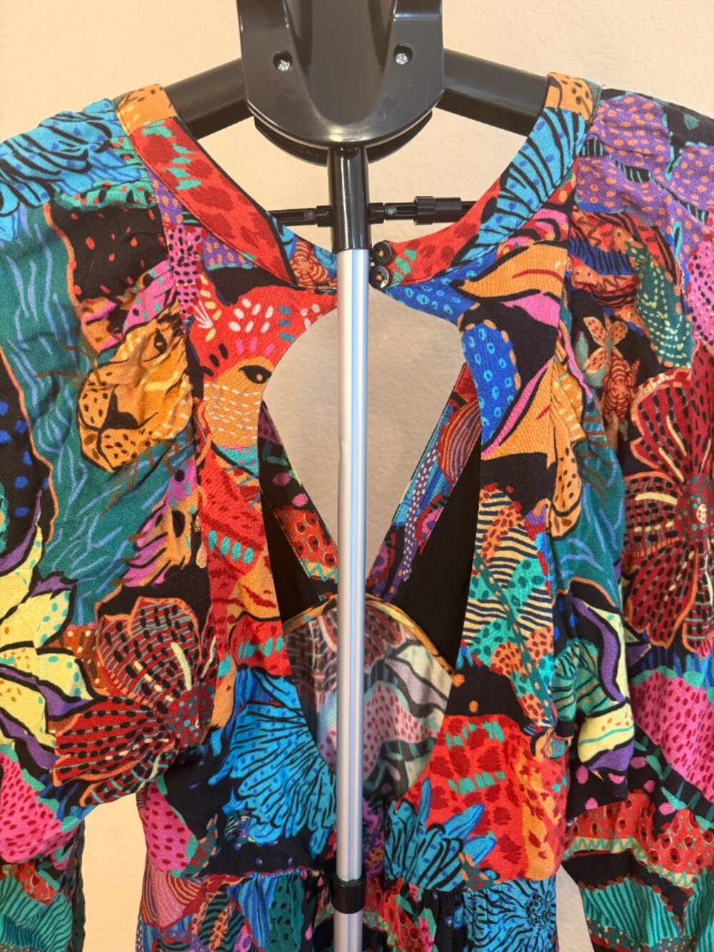 FARM Rio Cool Leopards V-Neck Ruffle Maxi Dress, Size S - Picture 5 of 6